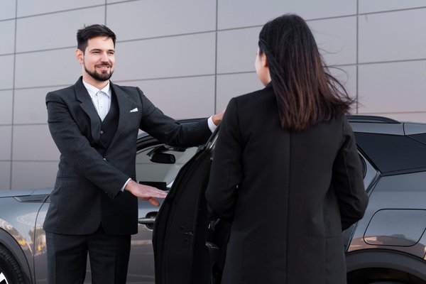 Business Travel Car Service In Dubai